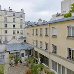 Marais Keller Apartment Paris