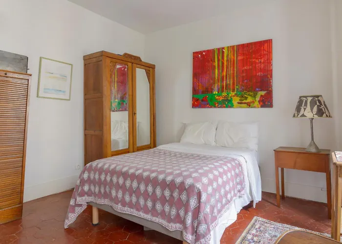 Apartment Marais Keller