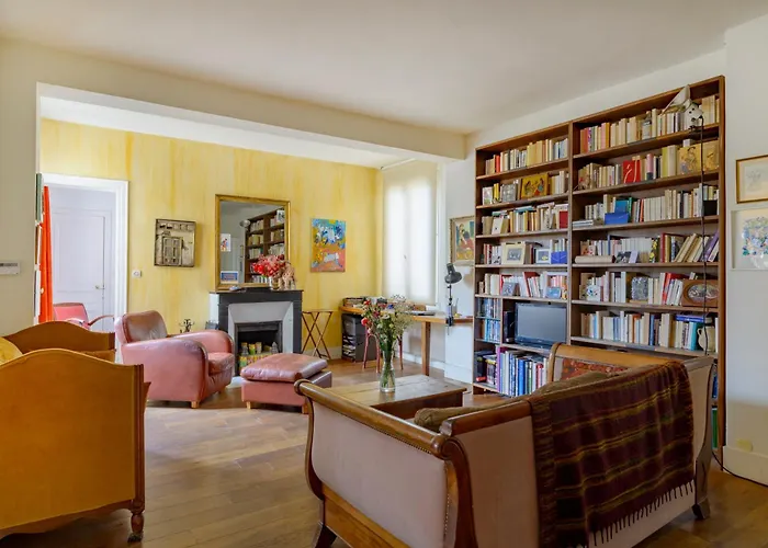 Apartment Marais Keller *